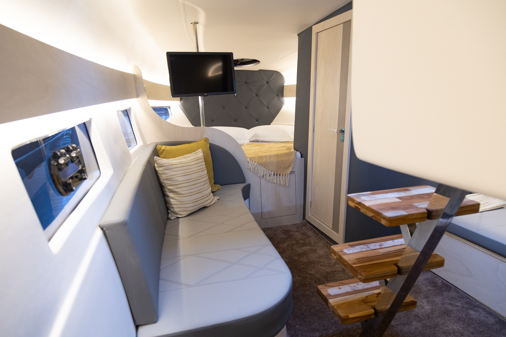 Solara 330 GT: a bordo com sustentabilidade e conforto
